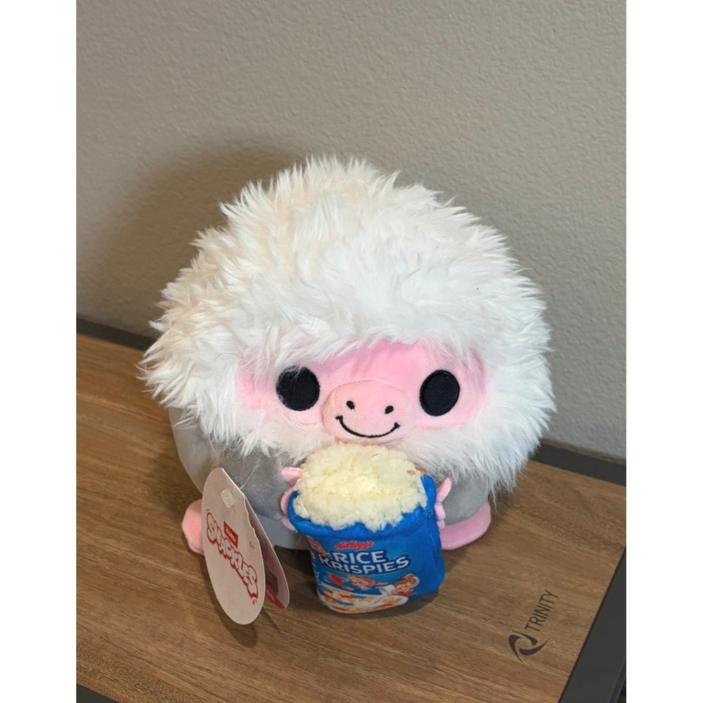 Zuru Snackles Lucas Plush Grey Pink Rice Krispies Cereal Toy NWT